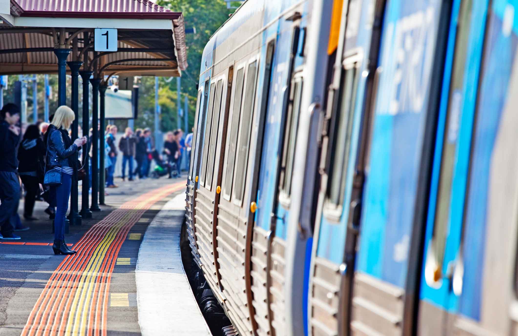 外刊阅读17种节省汽油费用的简单方法  