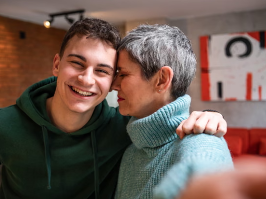 我的儿子即将满 18 岁——而我却莫名其妙地感到悲伤  My son is turning 18 – and I am inexplicably sad